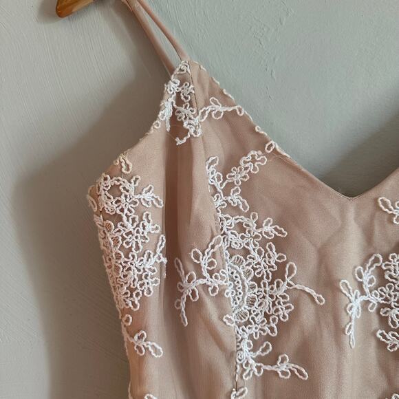 Lulus Loves the Limelight White and Beige Embroidered Bodycon Dress - Picture 9 of 9